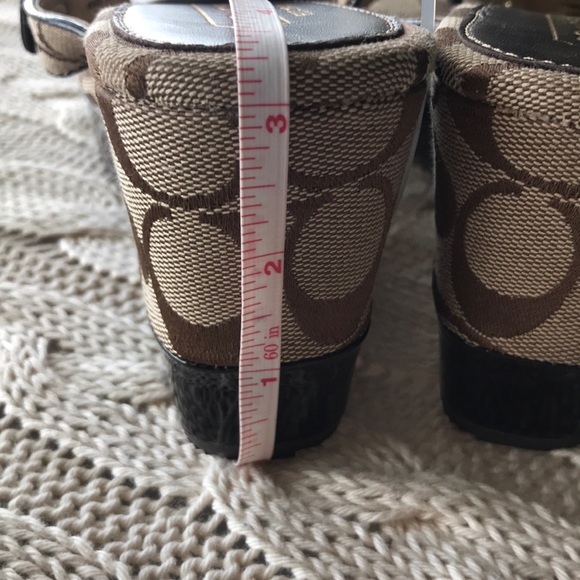 Coach wedge sandals NEW! Never used! - Picture 2 of 3